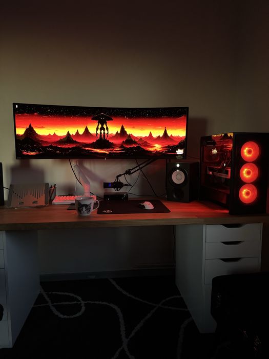 Monitor MSI mpg 49 cali 144 hz 5120:1440p