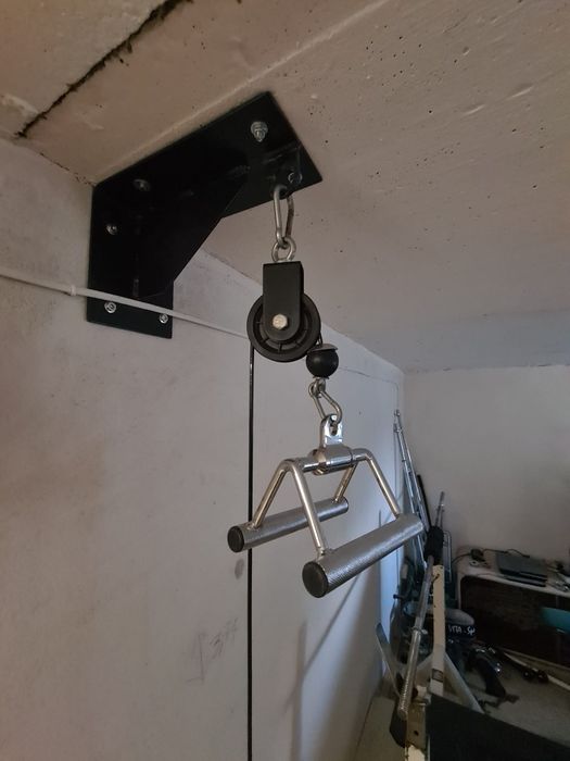 Obciążenie,ławeczka, sztanga,hantle,stojaki.