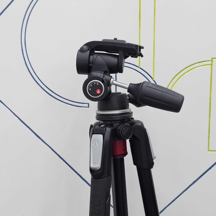Tripé Manfrotto MT190XPRO3 + Cabeça 804RC2