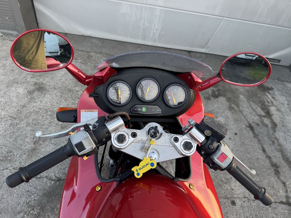 Sprzedam ładnego staruszka suzyki GSX600F