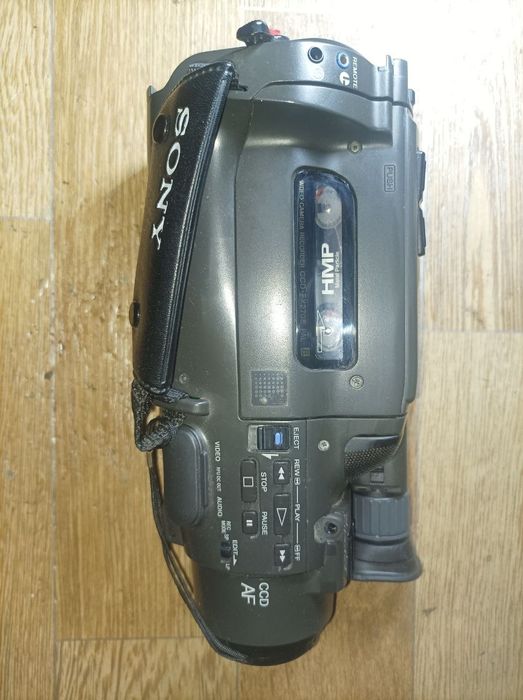 Sony CCD-FX270E відеокамера