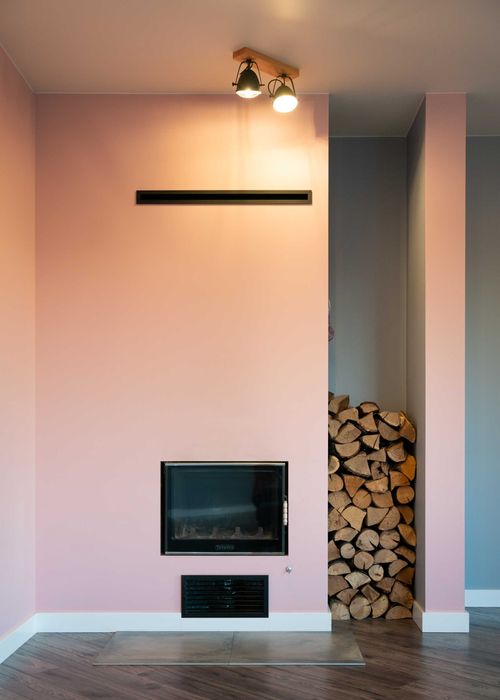 Продаж котеджу з ремонтом на вулиці Роксоляни!