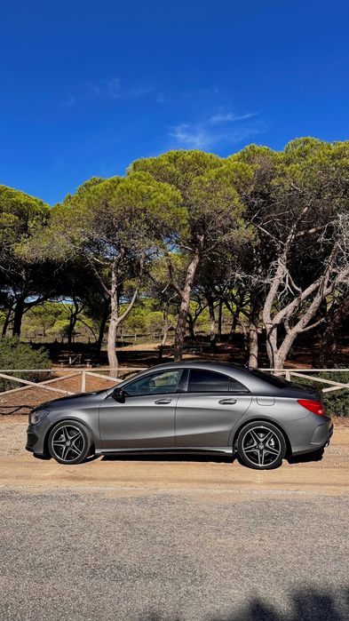 Mercedes Benz CLA 180 AMG Line | Pack Night | Nacional | Poucos km | 2º dono
