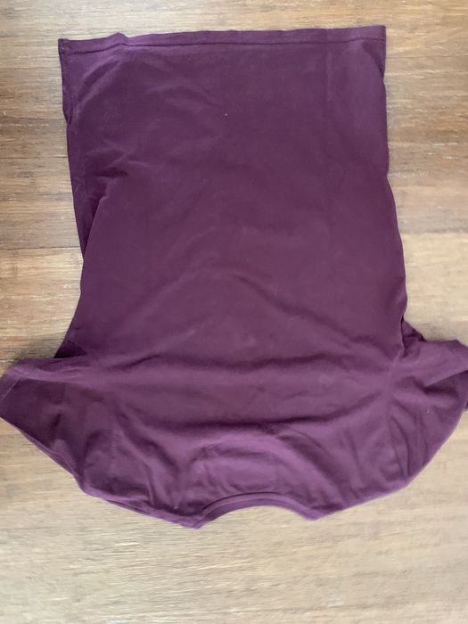 Bordowy t-shirt męski rozm S firmy Lyle &Scott