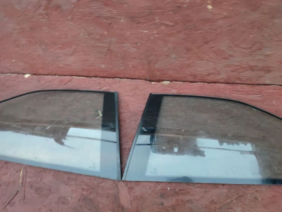 bmw e36 coupe oryginalne szyby tył boczne lewa / prawa uchylna o nr.