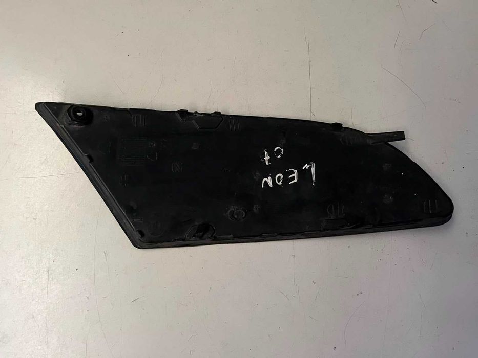 Seat Leon 1p - Grelha Farol Nevoeiro Para Choques Frente