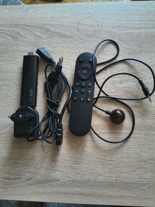 Odtwarzacz multimedialny mi TV Stick M98-Y10