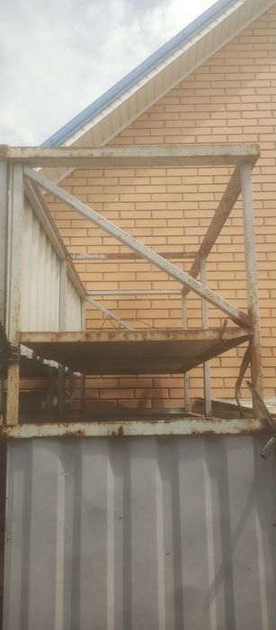 Стіл металевий для гаража / підвалу