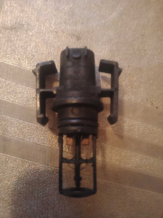 Датчик температуры впускаемого воздуха Mercedes C-class 2.2cdi