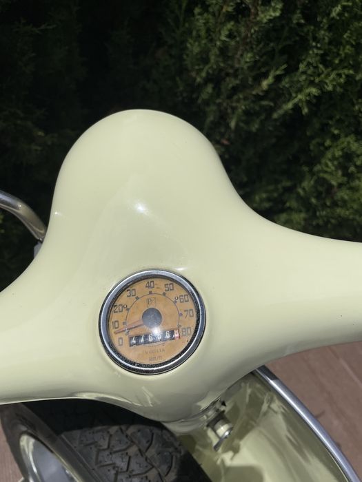 Vespa 50s  de 1972 restaurada