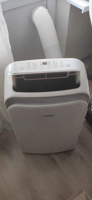 Мобільний кондиціонер HYUNDAI  HPAC12UACH