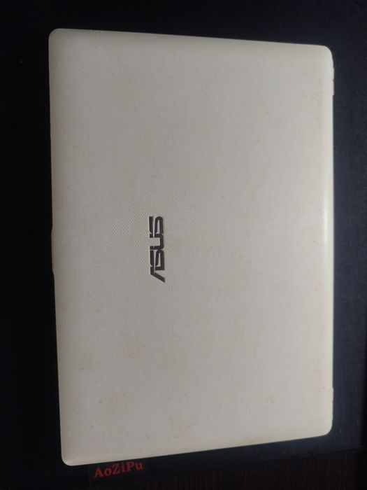 нетбук Asus EeePC101CH