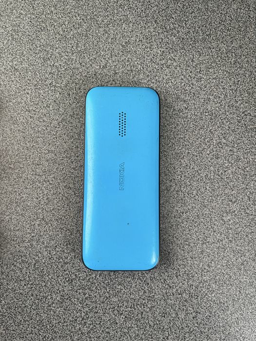 Кнопочний телефон Nokia