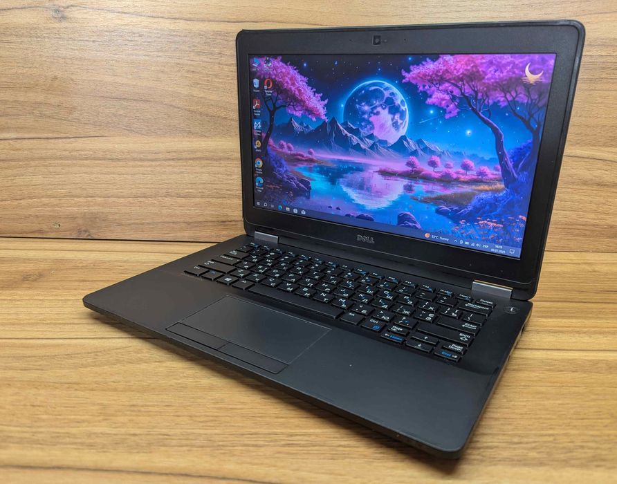 2341/Dell Latitude E7270/12,5"/Intel I5-6300U/240 GB SSD/RAM 8 GB/