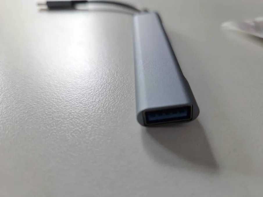 Hub USB-C, 4 USB, nowy!