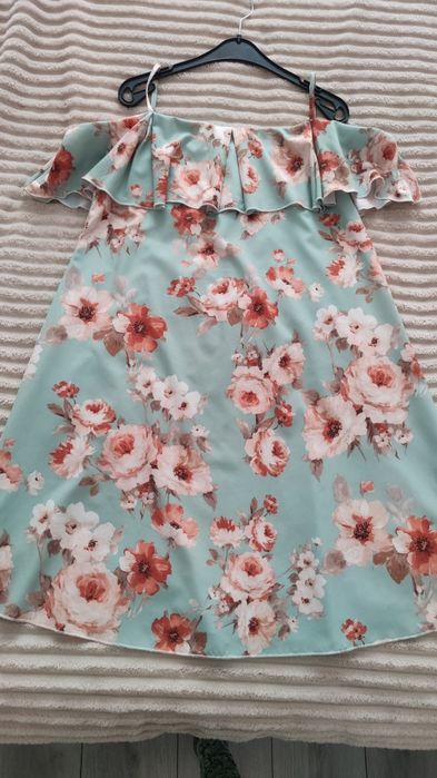 Літній сарафан в квітковий принт