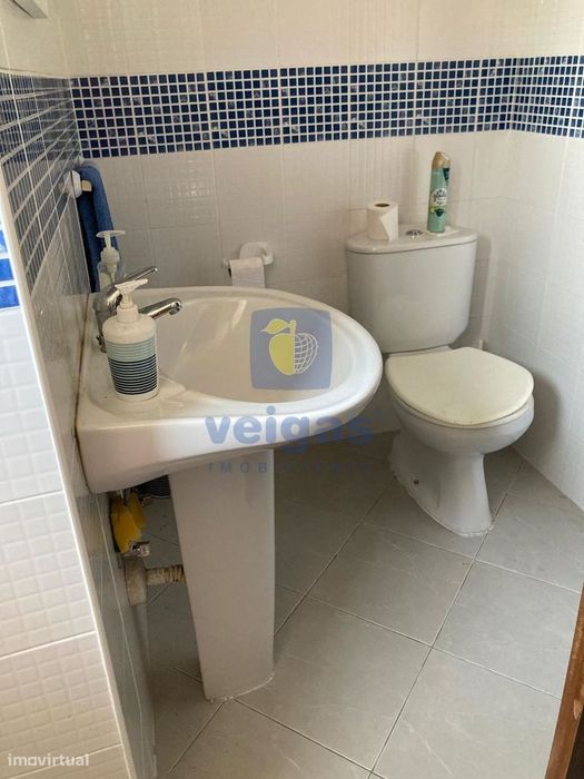 Casa Típica Portuguesa com Terreno de 6346m2