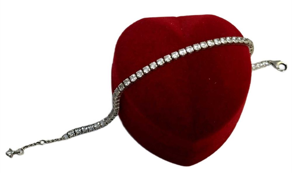Śliczna srebrna bransoletka Próba 925 Waga 3,92g Długość 18,5 cm