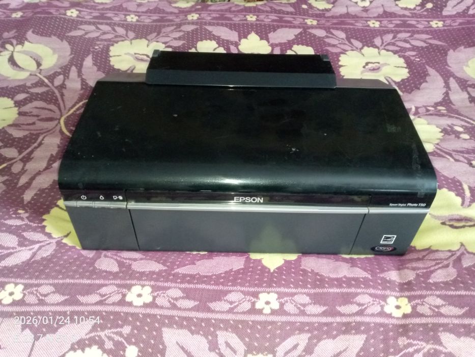 Продам  Принтер EPSON,торг
