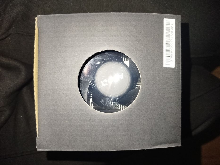 Кулер Amd ( Абсолютно новый )