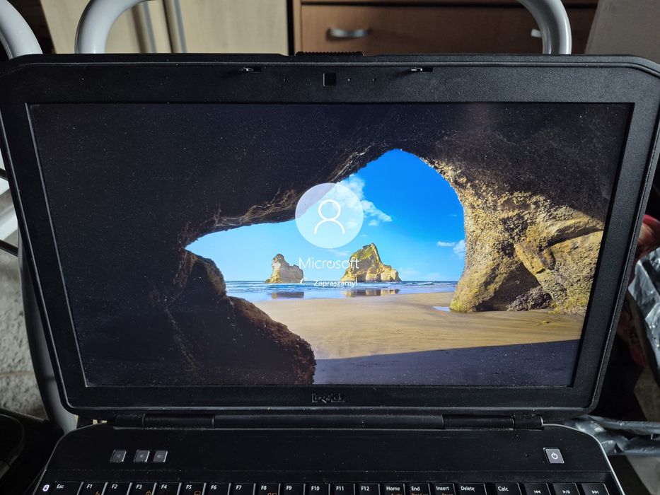Laptop Dell Latitude 5530 i5