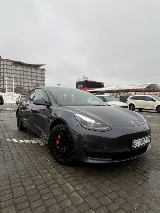 Tesla 3 Dyal Motor LongRenge 450 коней