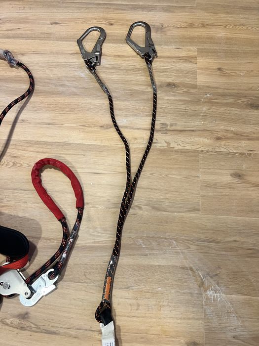 Kit Completo de EPI para Trabalho em Altura / Escalada Profissional