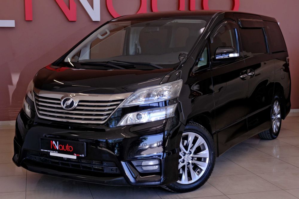 Toyota Vellfire 2011