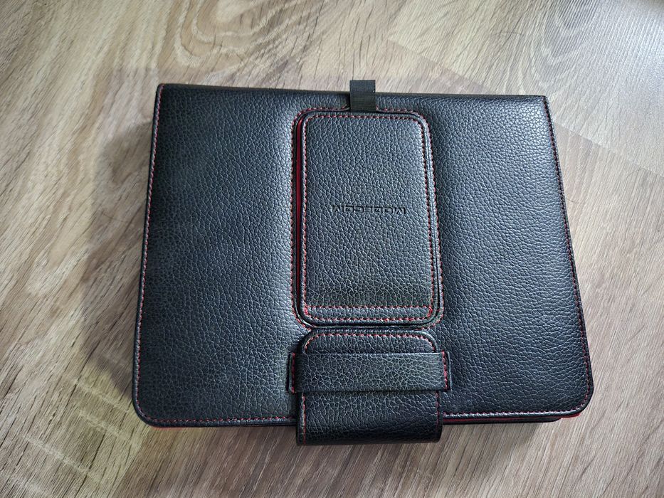 Etui z klawiaturą do tabletu na micro usb