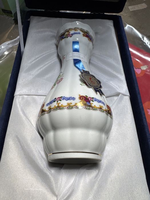 Jarra decorativa Limoges pintada à mão