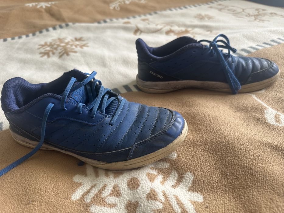 Buty do pilki kipsa eschdo rozmiar 39