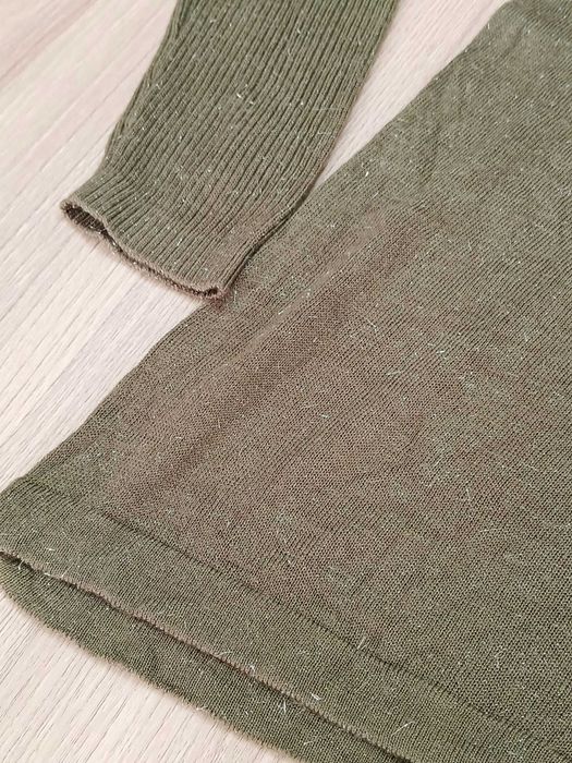 Damski sweter sweterek dopasowany dekolt v brokat khaki zielony 36