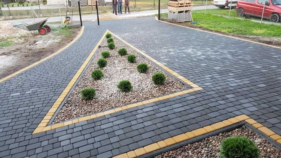 Usługi brukarskie, układanie kostki brukowej.