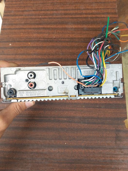 Продам автомагнітолу фірми Sony CDX-GT450U