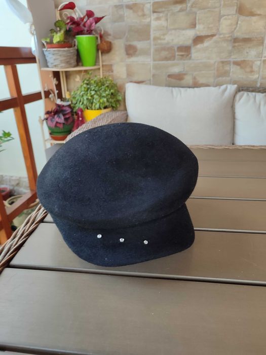 Продам новую элегантную женскую шляпу (кепи)