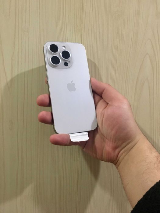 iPhone 15 Pro 256GB White Titanium