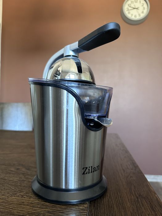 Wyciskarka do cytrusów.