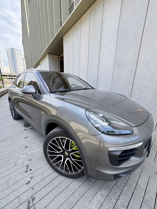 Porsche Cayenne S