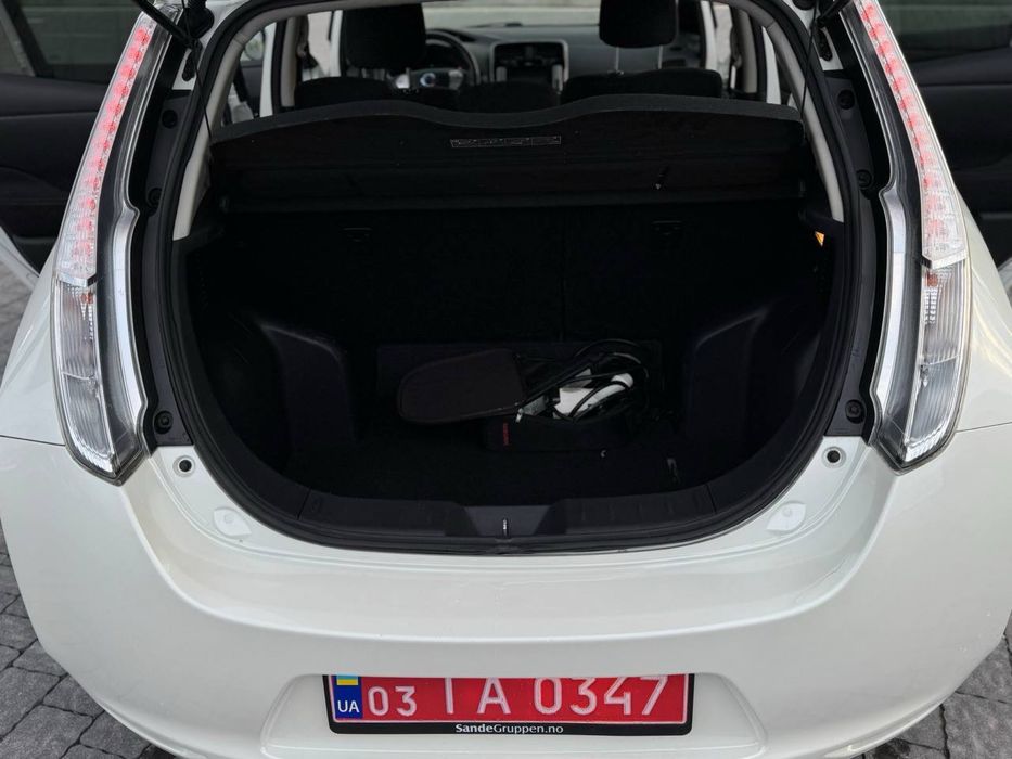 Nissan Leaf 30 kWh 10/12 ElectroCar Electro Auto