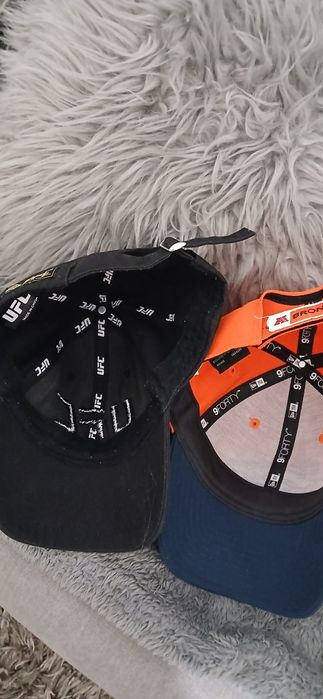 2 snapbacks por 30€ aproveita