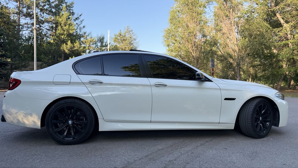 BMW 5 Series 2015 VIN WBA5B1C51FD920974 фото оголошення 7 з 16