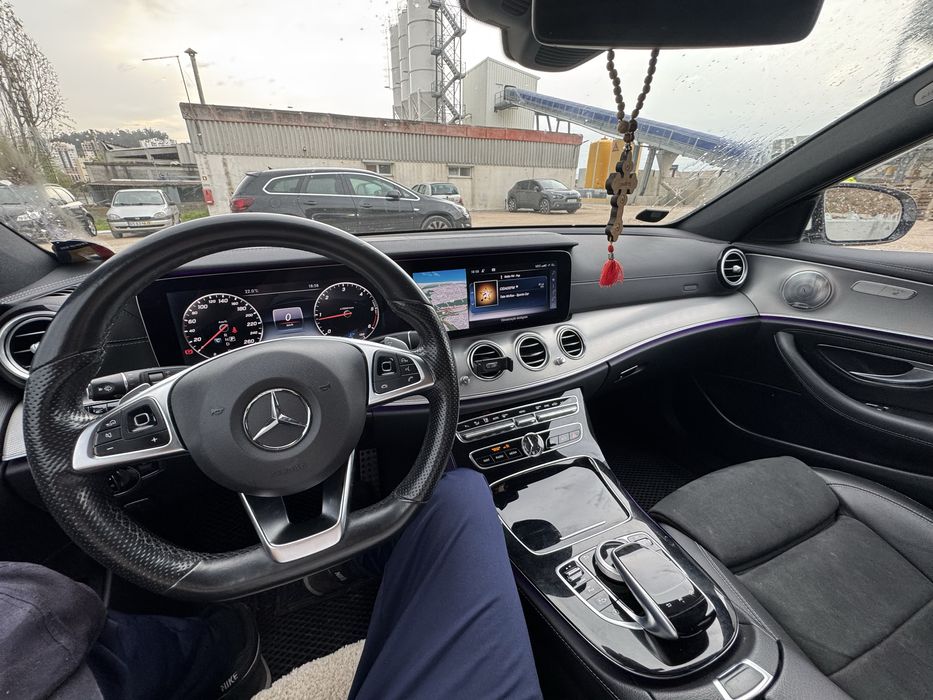 Mercedes benz E220AMG