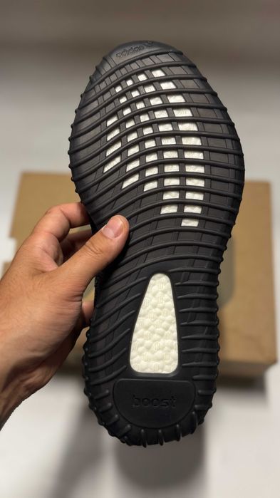Buty Adidas boost v350 Yeezy Reflective, rozmiar 42