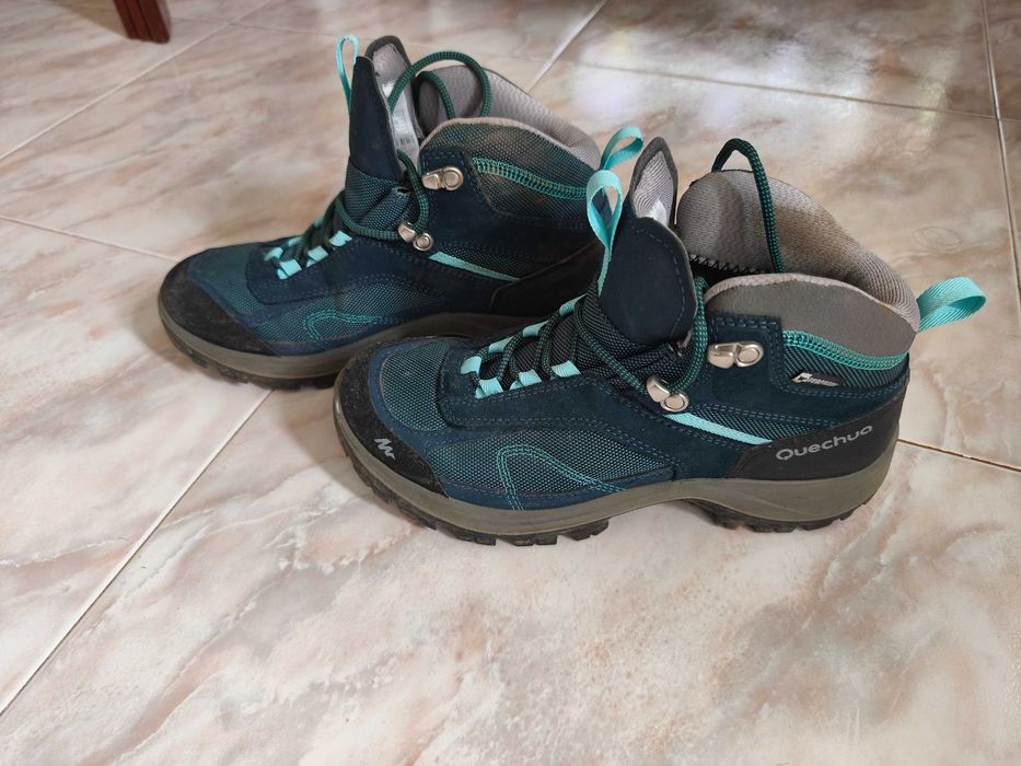 Tênis/Botas caminhada mulher Quechua como novas