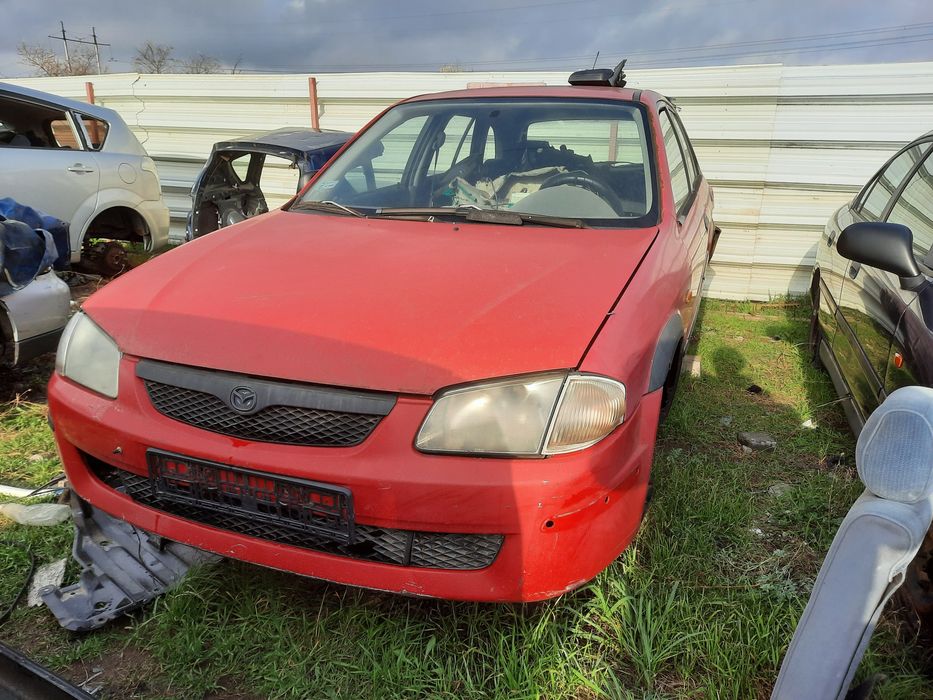 Продам бампер MAZDA 323 F 2000г 2.0 D