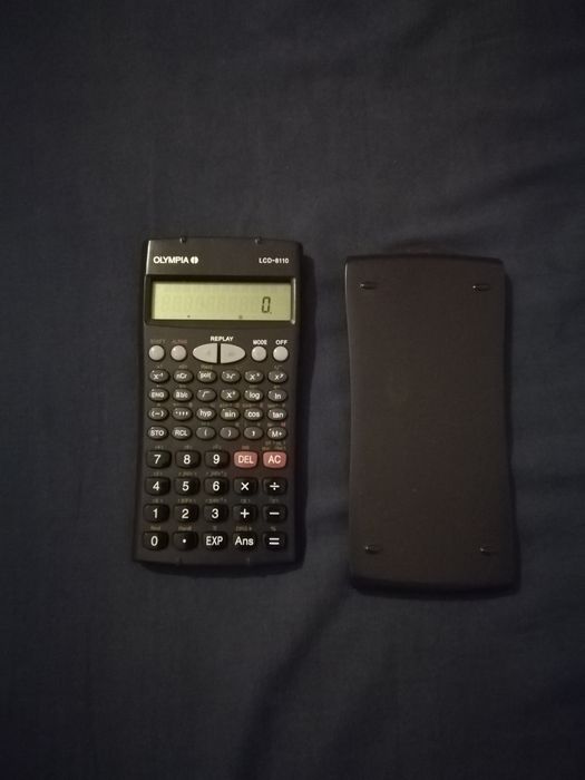 Calculadora científica Olympia LCD 8110