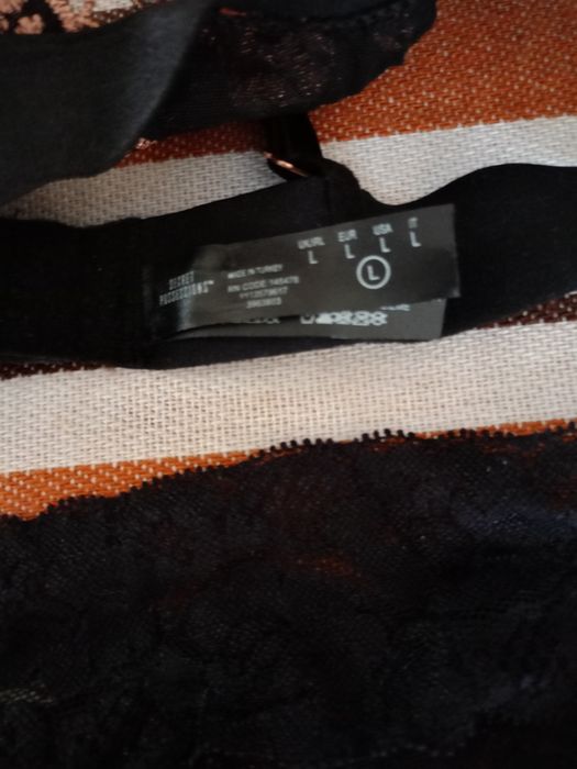 Bielizna osobista damska.