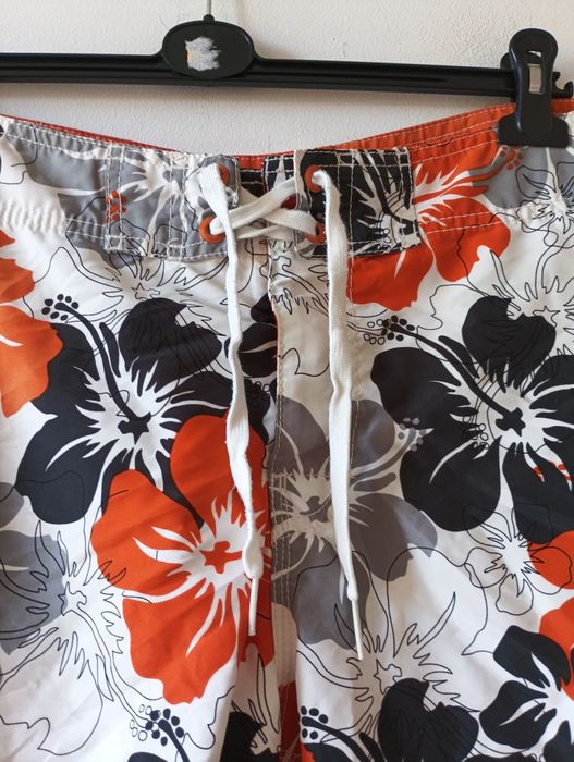 Bermudy/szorty w kwiaty H&M