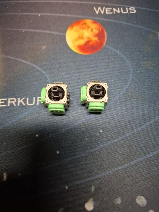 TMR analogi PS5 DualSense + grzybki zestaw