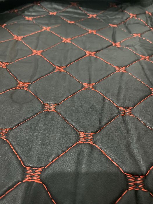 Nowy zestaw dywanikow do Audi (Anglik) A6L  2017-19 rok